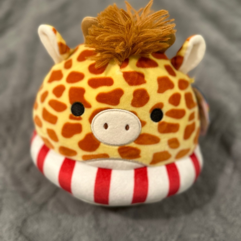 Limited edition Gary giraffe squishmallow